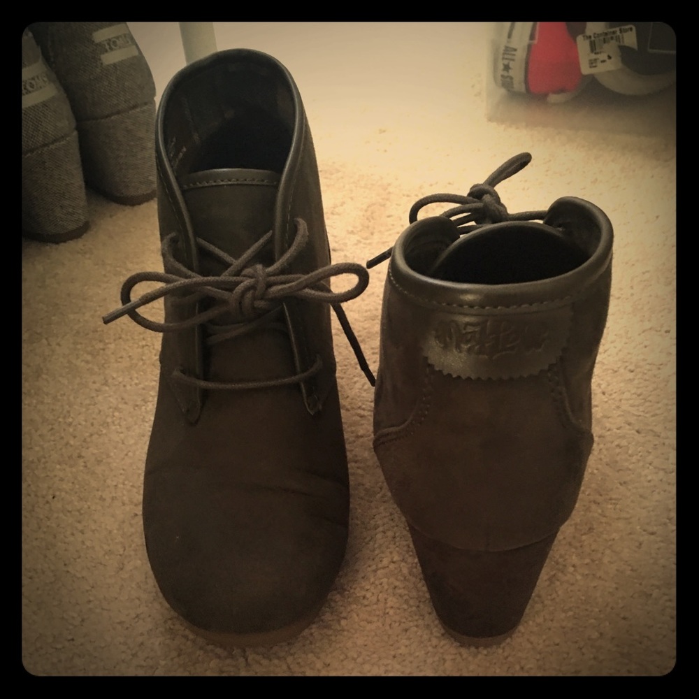 Wedge booties